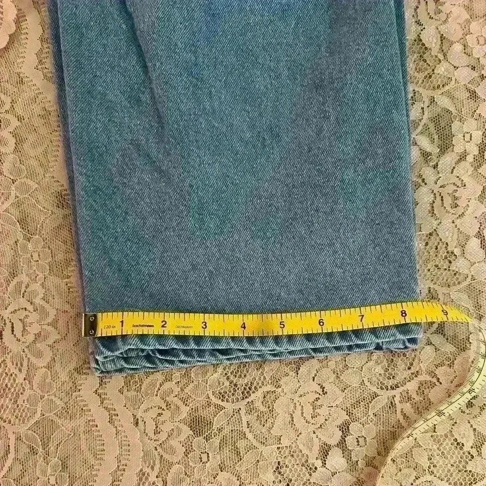 Fashion Nova Jeans - Picture 7 of 8